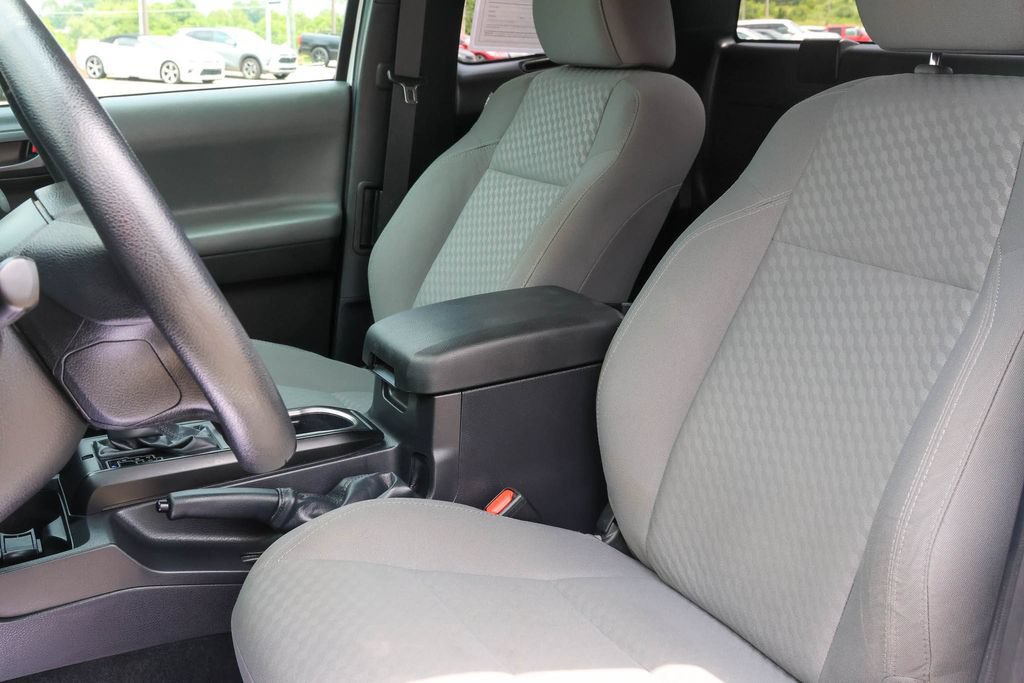 Used 2023 Toyota Tacoma SR RWD image 5