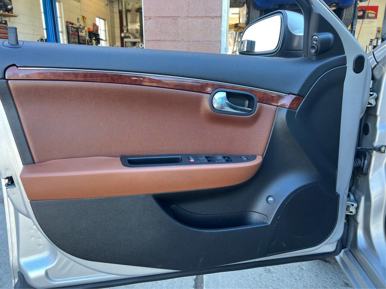 Used 2008 Saturn Aura XR w/ Premium Trim Package image 18