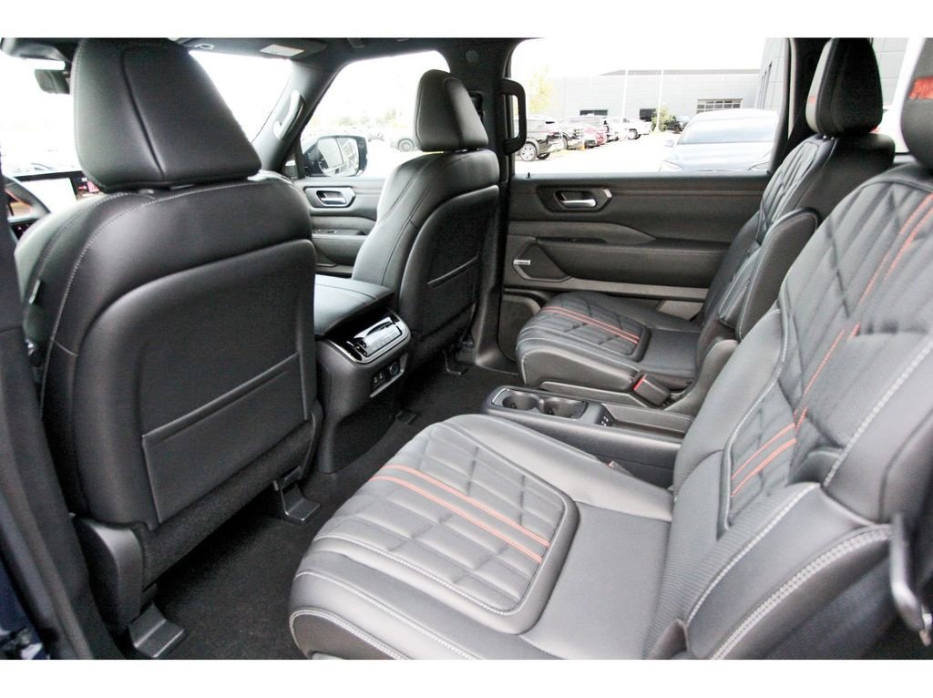 New 2026 Nissan Armada PRO-4X AWD/4WD image 12