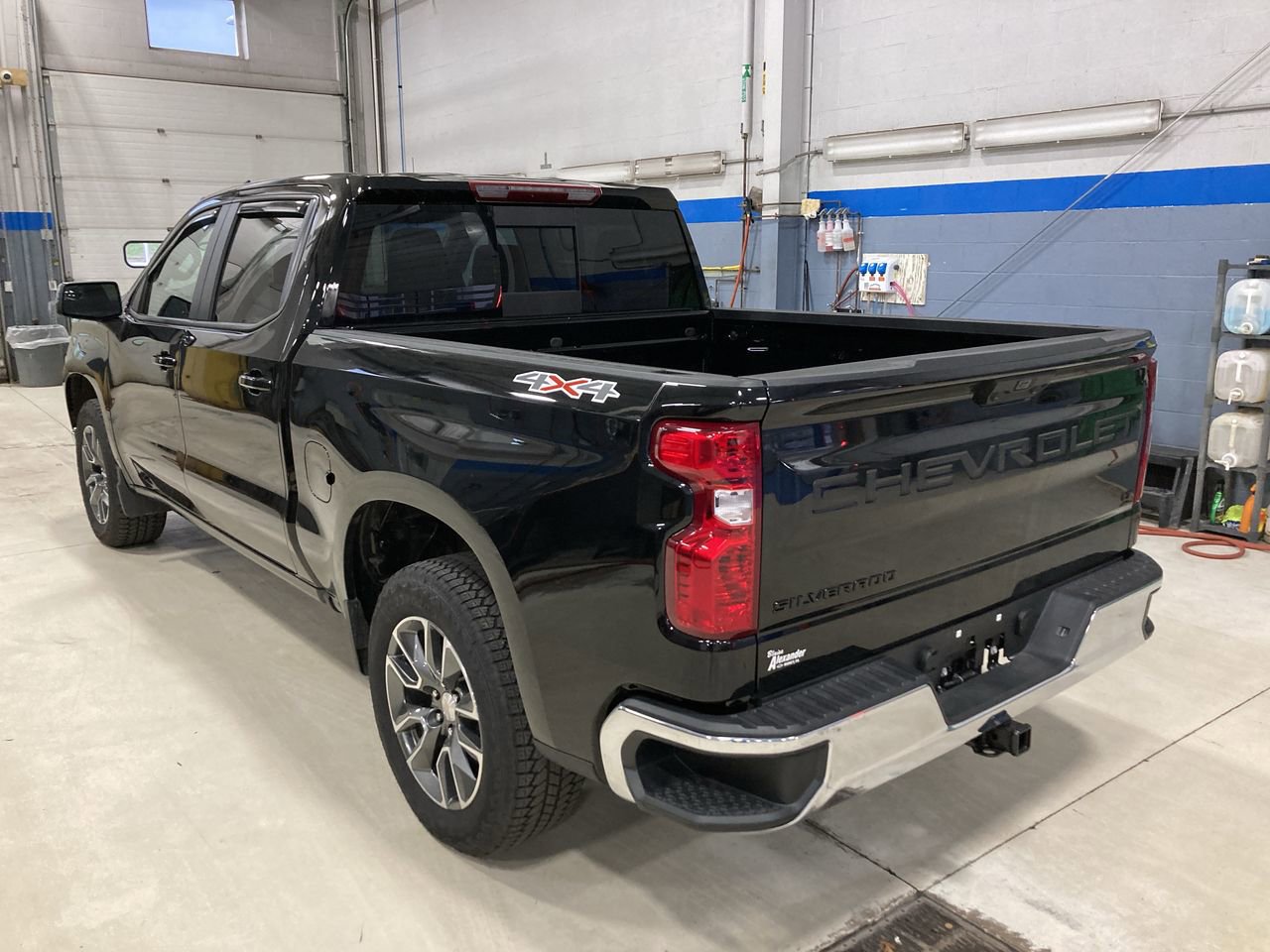 Used 2025 Chevrolet Silverado 1500 LT w/ All Star Edition Plus AWD/4WD image 5