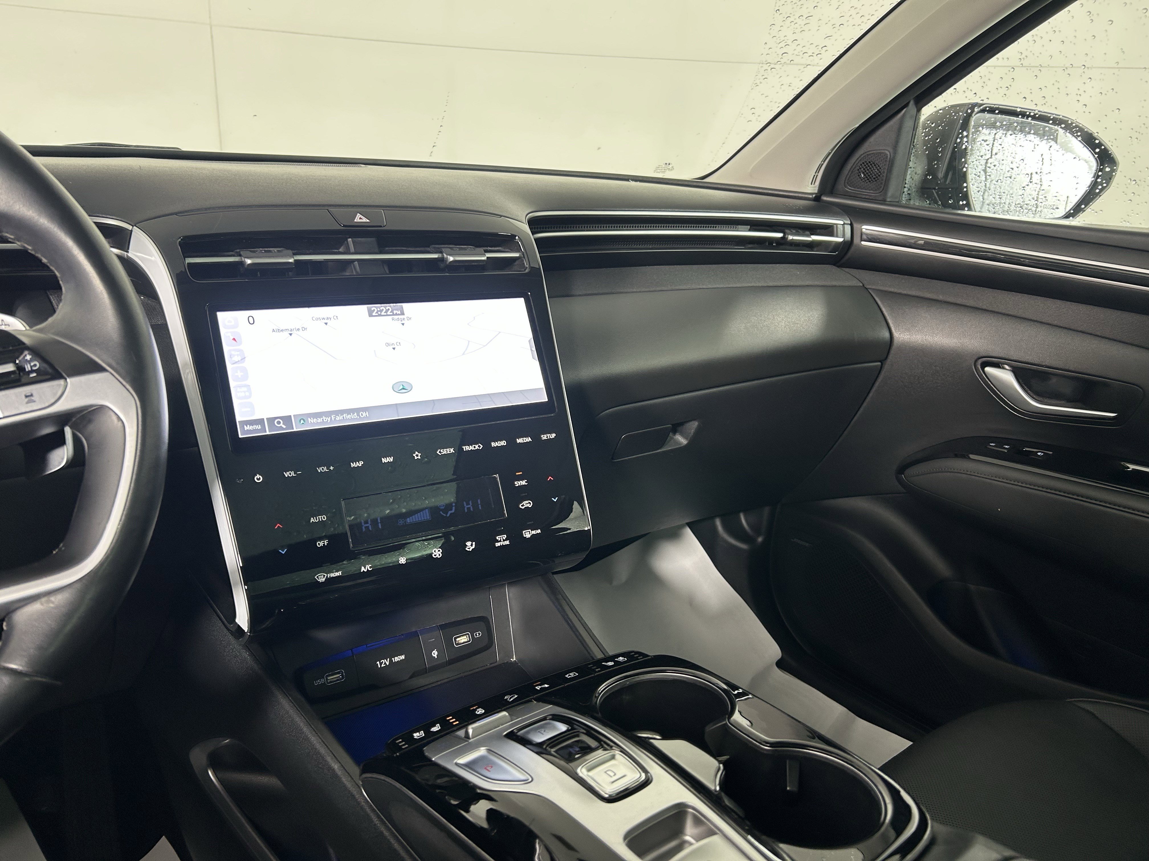 Used 2024 Hyundai Tucson Limited image 25