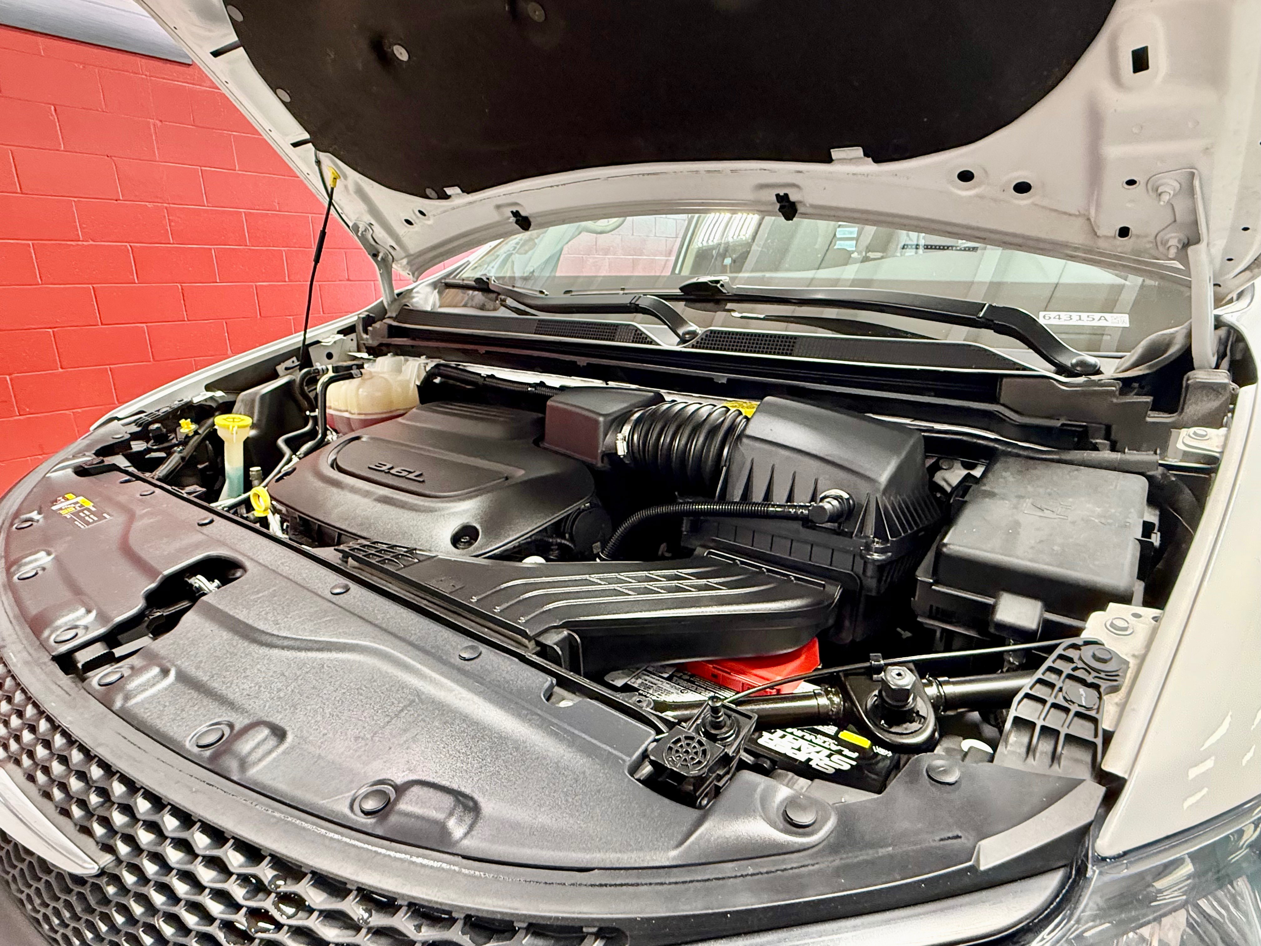 Certified 2023 Chrysler Voyager LX FWD image 17