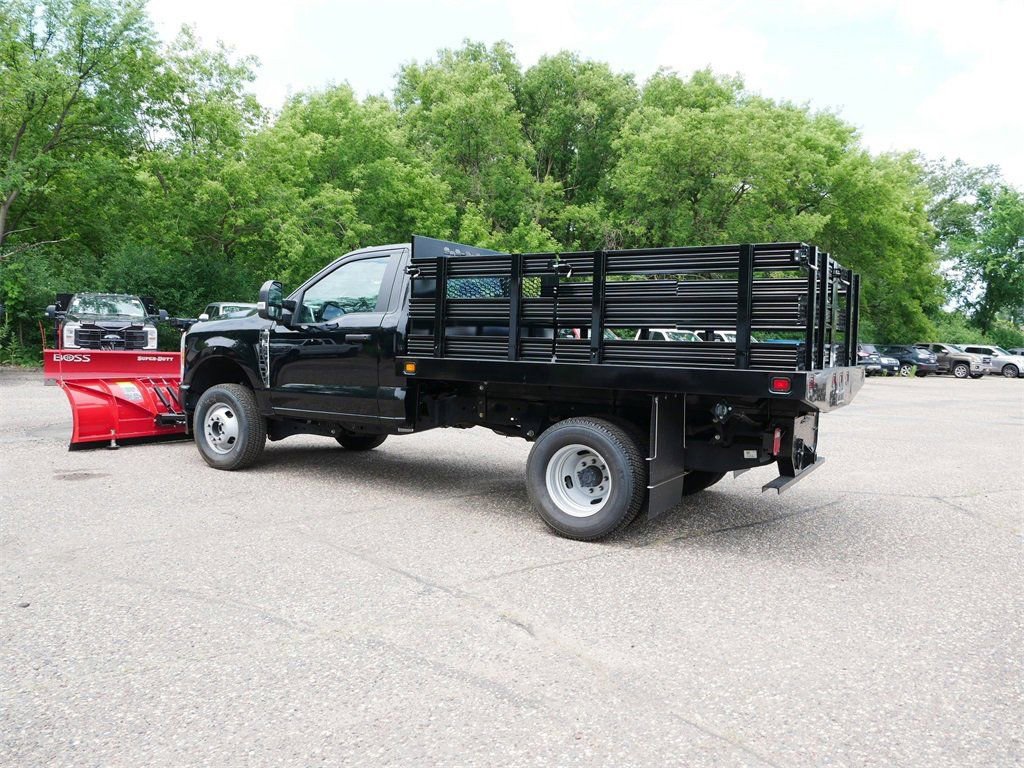 Used 2023 Ford F350 XL w/ Snow Plow Prep Package image 7