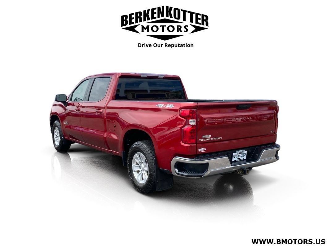 Used 2022 Chevrolet Silverado 1500 LT AWD/4WD image 5