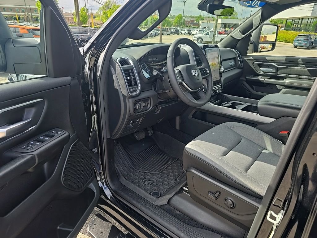 Used 2025 RAM 1500 Big Horn image 12