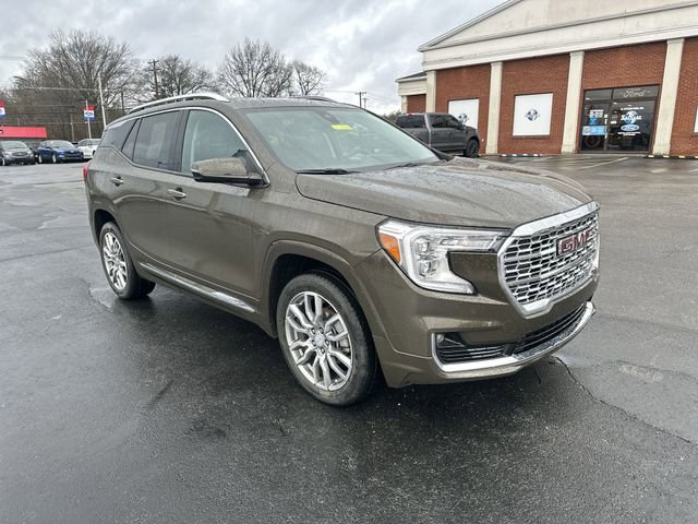 Used 2023 GMC Terrain Denali w/ LPO, Cargo Package image 11