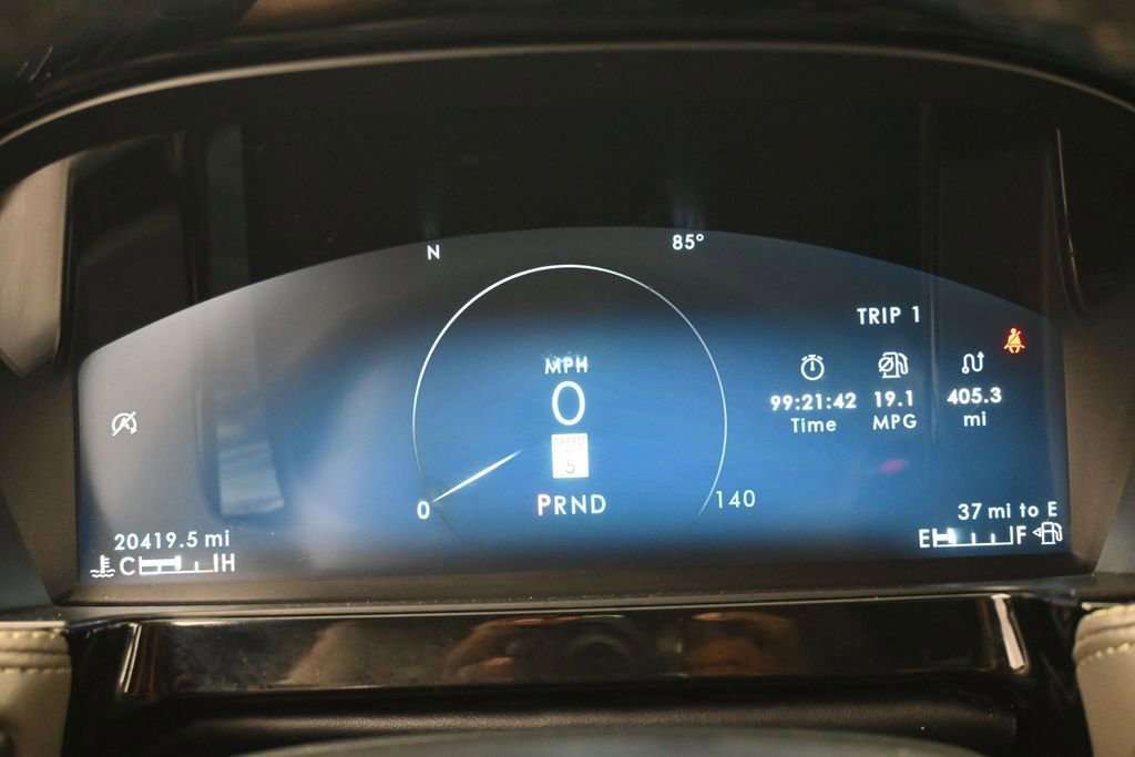 Used 2023 Lincoln Corsair Reserve AWD/4WD image 28