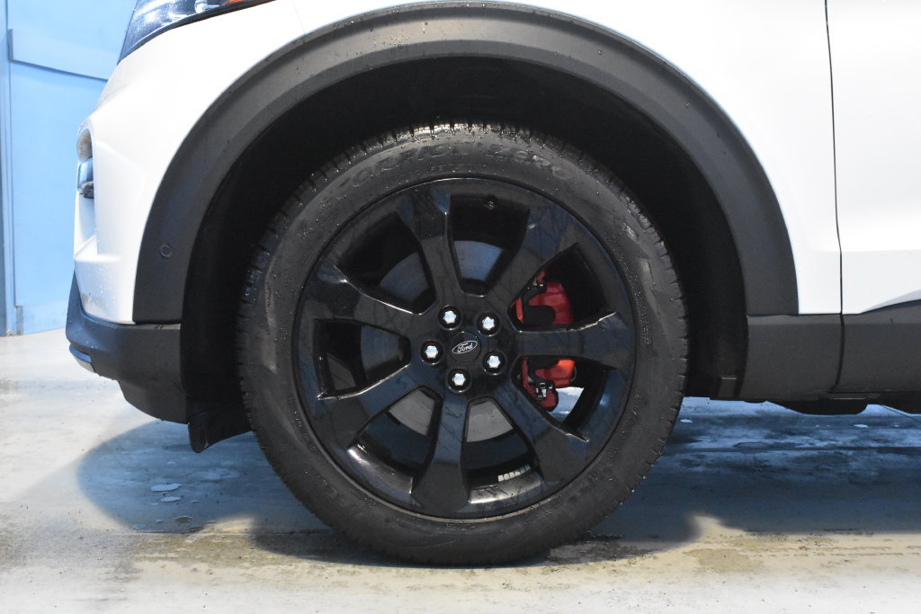 Used 2023 Ford Explorer ST w/ Equipment Group 401A AWD/4WD image 30