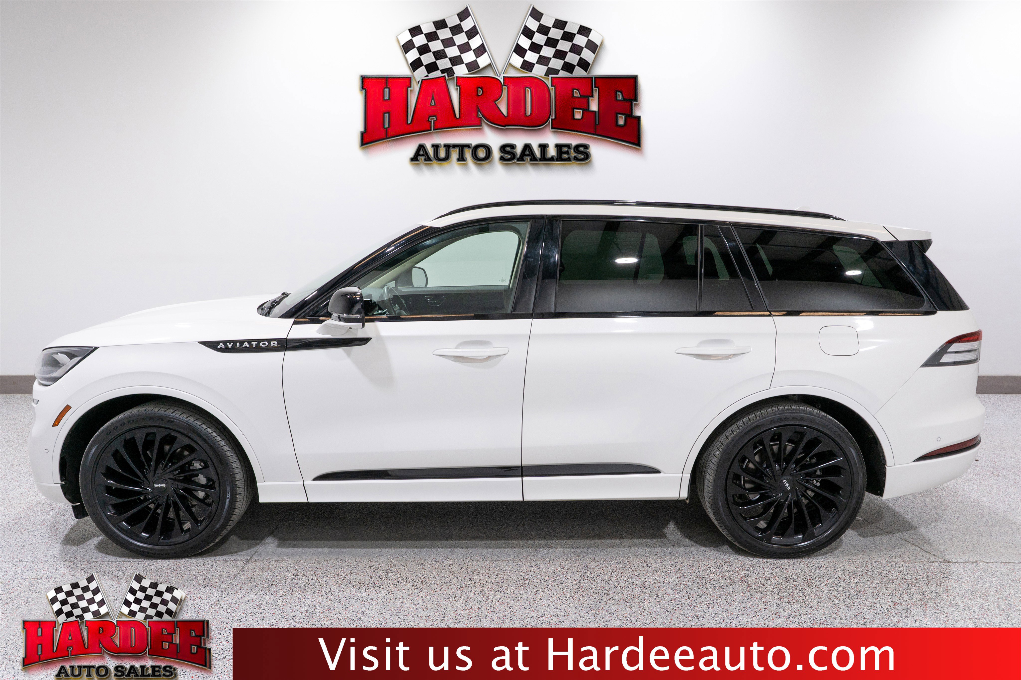 Used 2024 Lincoln Aviator Reserve w/ Jet Package image 1