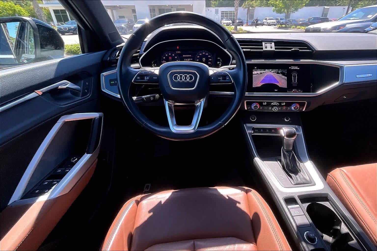Used 2021 Audi Q3 2.0T Premium w/ Convenience Package AWD/4WD image 6