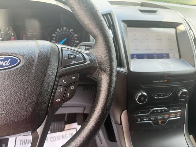 Used 2020 Ford Edge SE FWD image 16