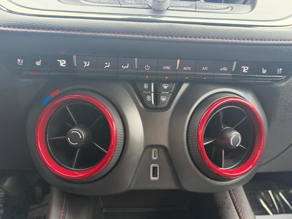 Used 2022 Chevrolet Blazer RS w/ Enhanced Convenience Package image 24