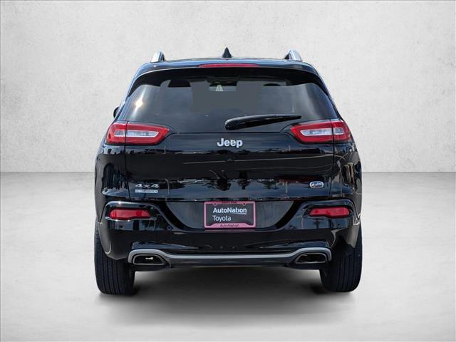 Used 2017 Jeep Cherokee Overland w/ Technology Group image 8