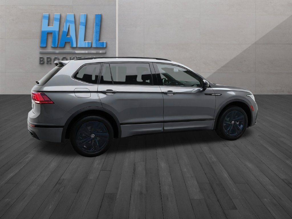 Certified 2024 Volkswagen Tiguan SE R-Line w/ MDO Package, Two-Row AWD/4WD image 7