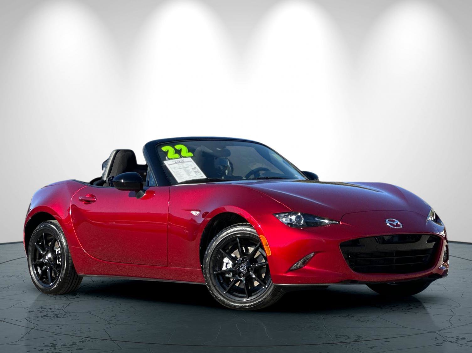 Used 2022 MAZDA MX-5 Miata Sport RWD image 2