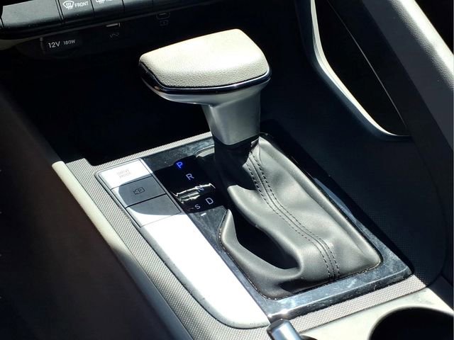 Used 2024 Hyundai Elantra SEL FWD image 9