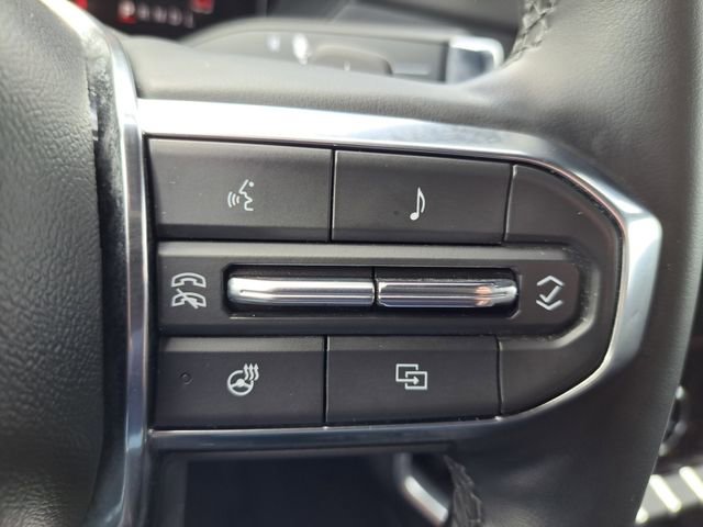 Used 2024 GMC Acadia Elevation image 26