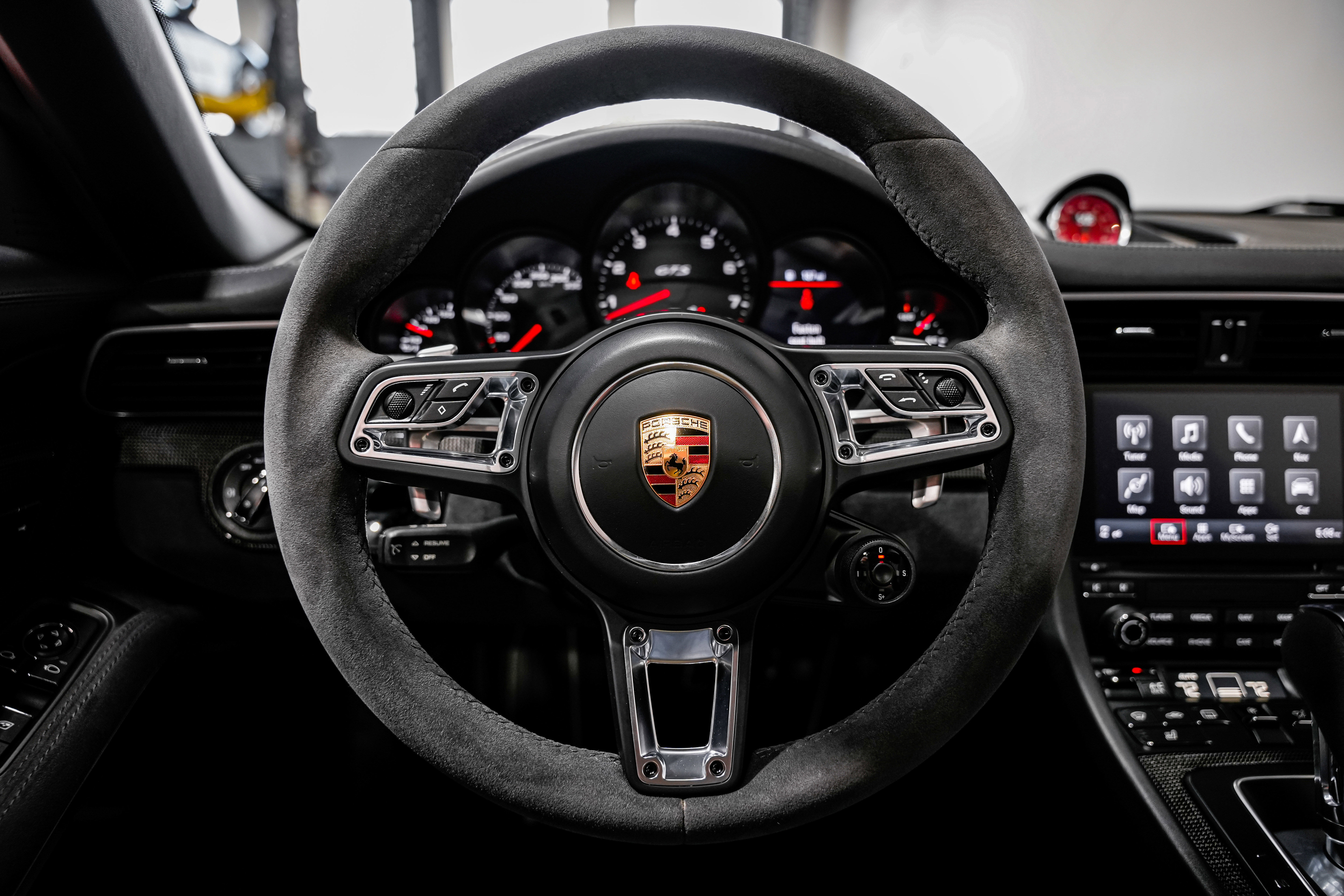 Used 2017 Porsche 911 Targa 4 GTS AWD/4WD image 11