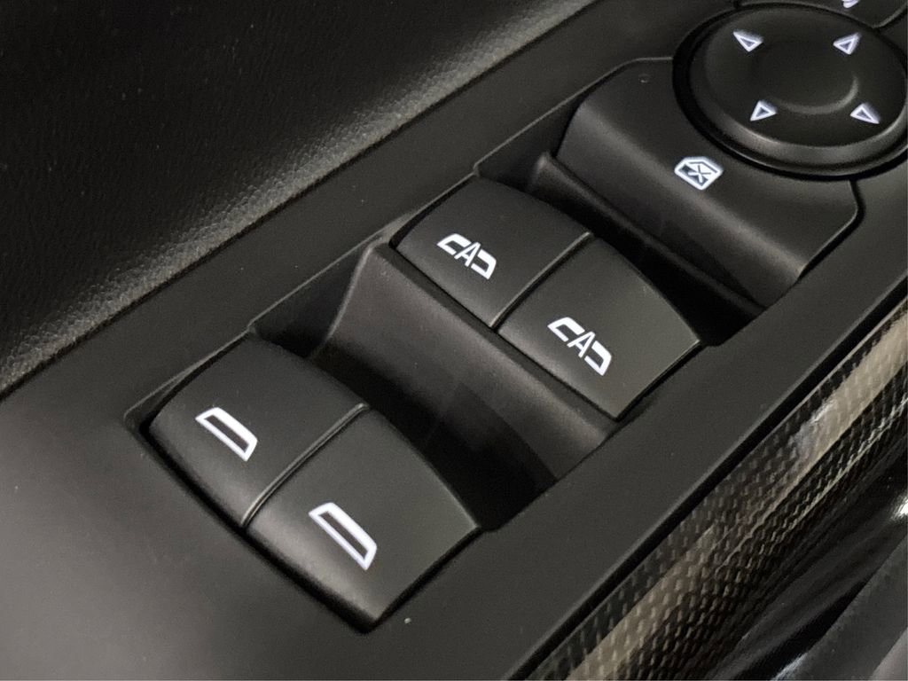 Used 2023 GMC Acadia AT4 image 35