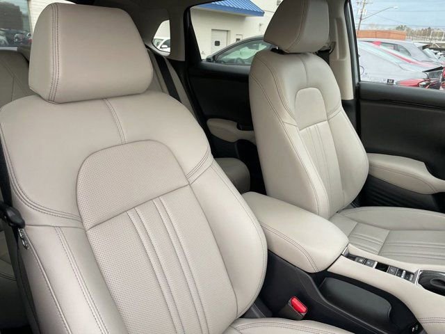 Used 2025 Honda HR-V EX-L image 11