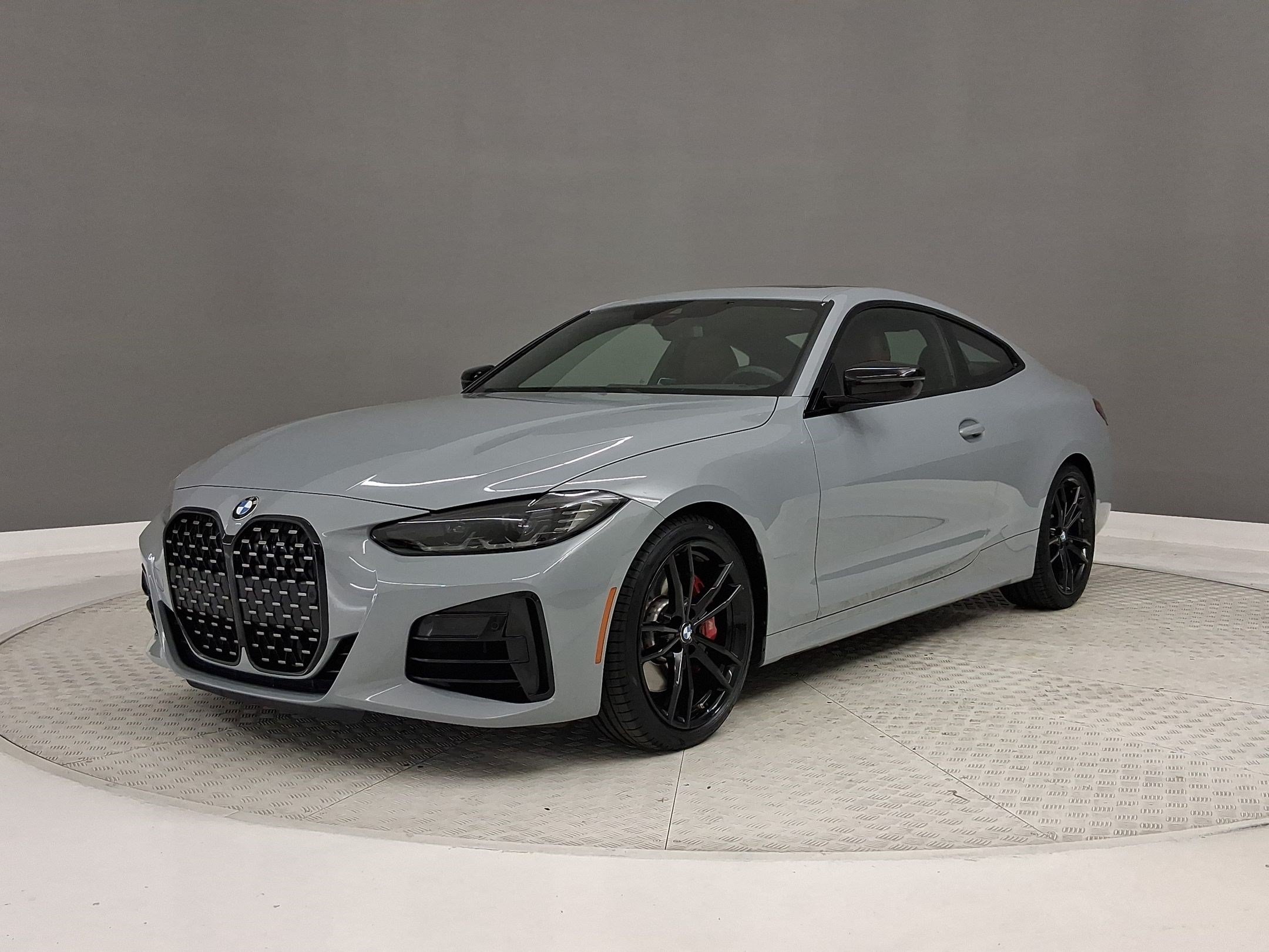 Used 2024 BMW M440i Coupe w/ Shadowloine Package RWD image 33