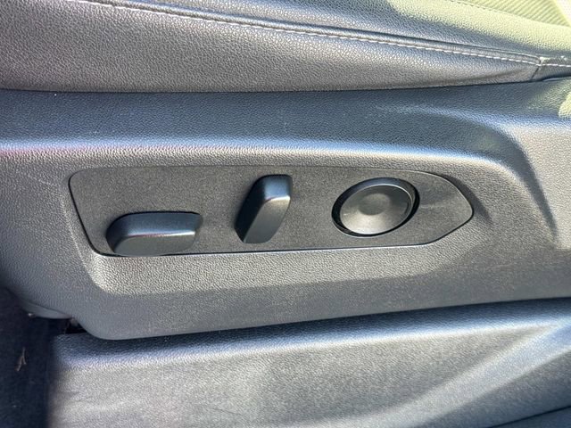 Certified 2025 GMC Sierra 1500 SLT image 22