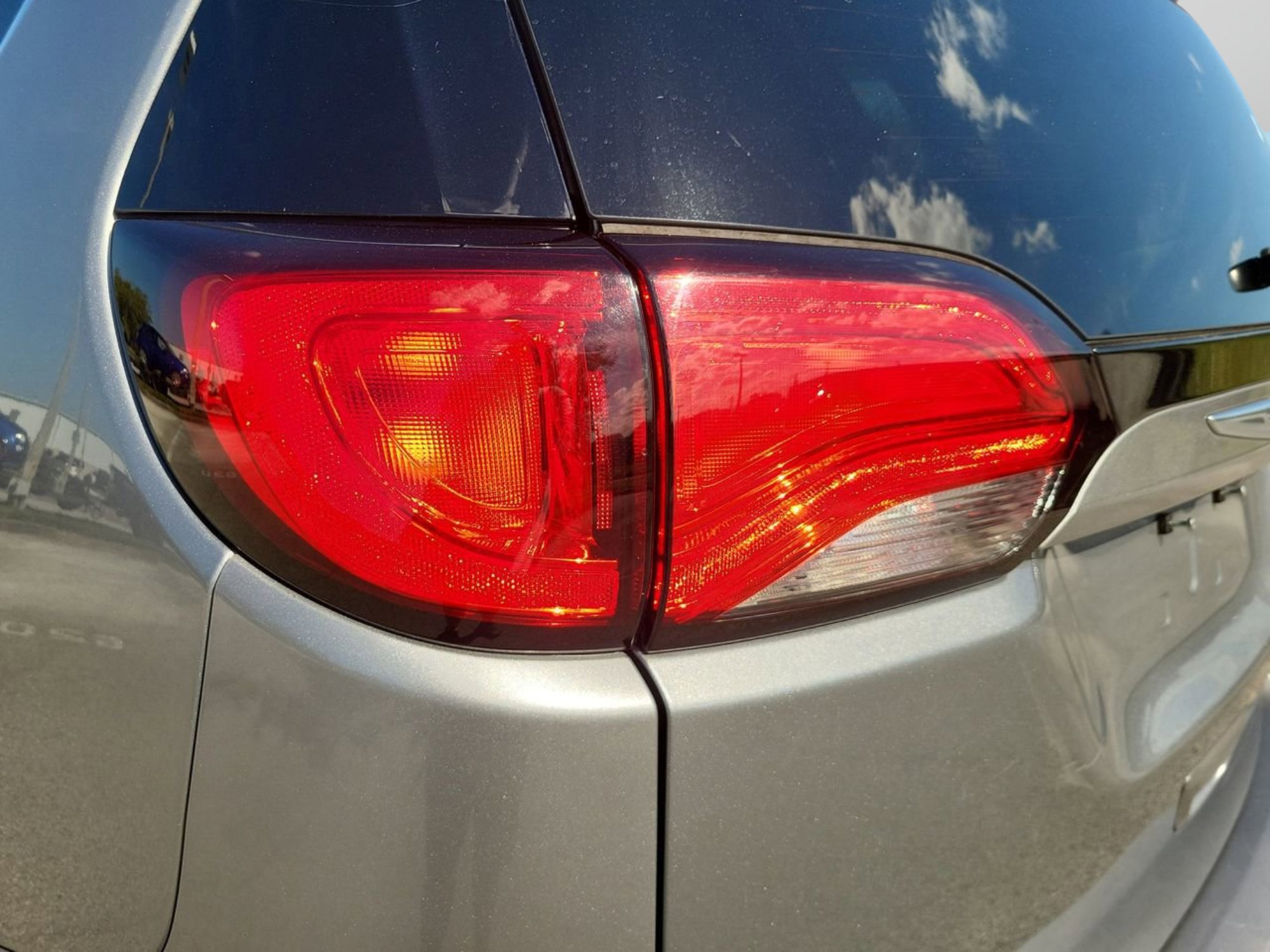 Used 2020 Chrysler Voyager Lxi image 24