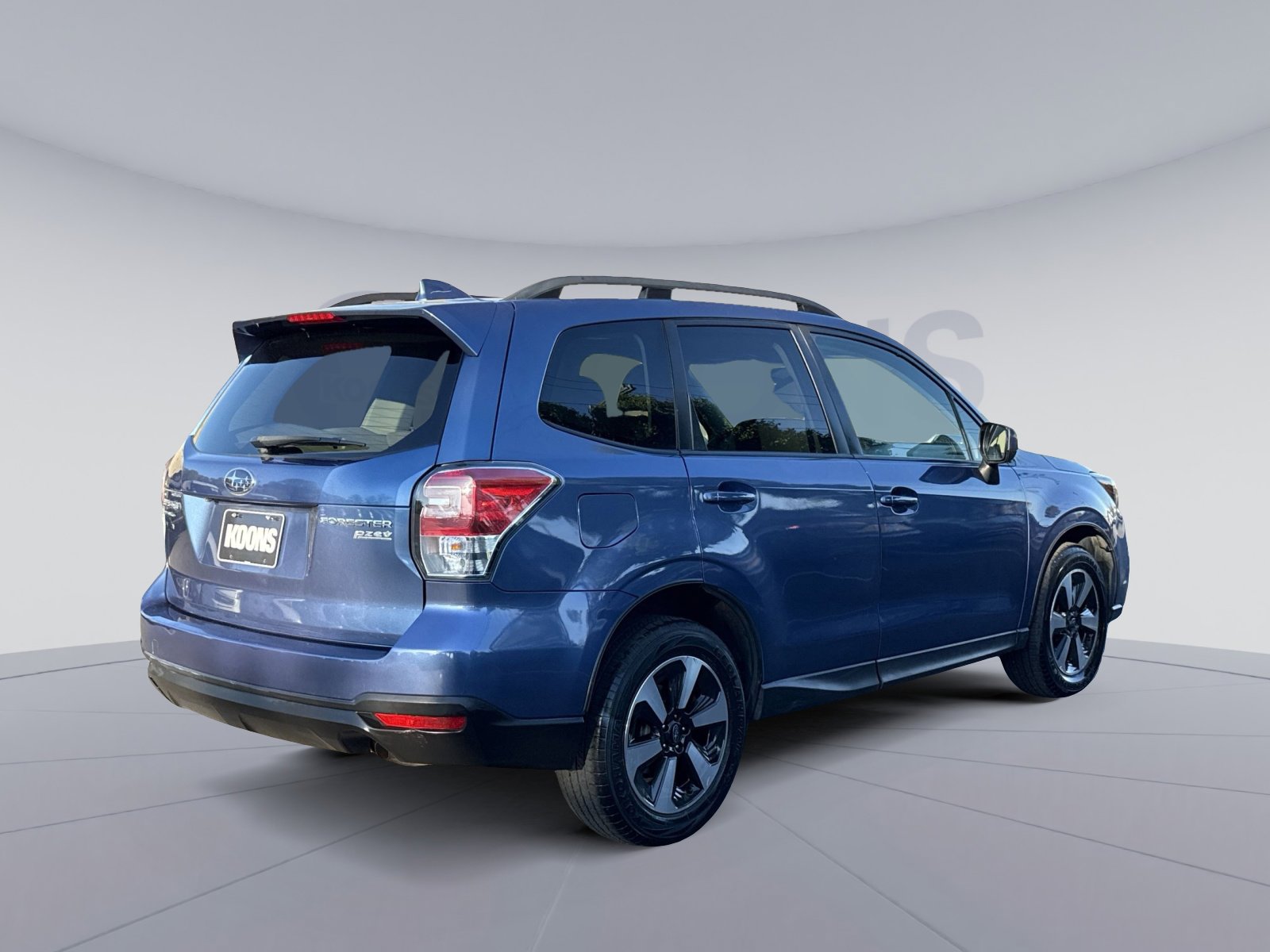 Used 2017 Subaru Forester 2.5i Premium w/ All-Weather Package image 7