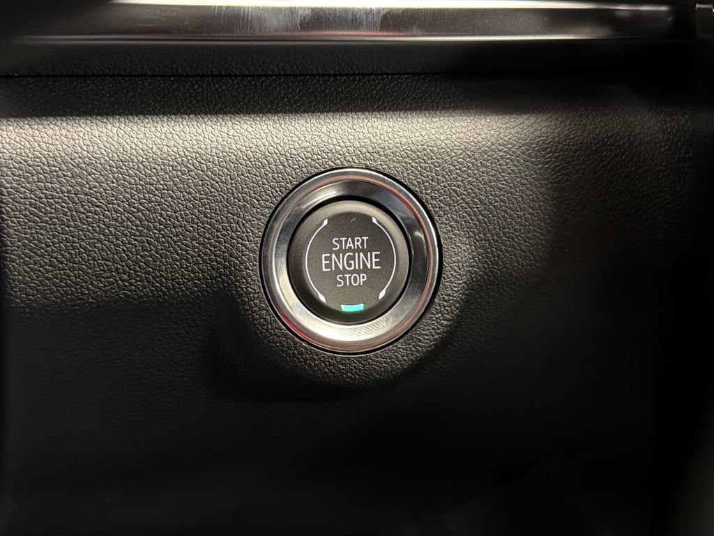 New 2027 GMC Terrain Elevation w/ Elevation Premium Package FWD image 34