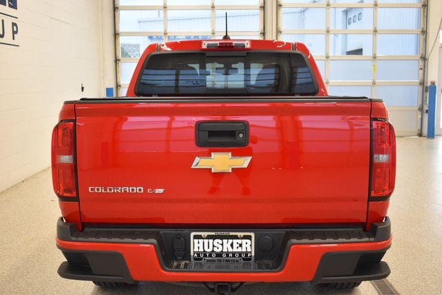 Used 2018 Chevrolet Colorado Z71 AWD/4WD image 11