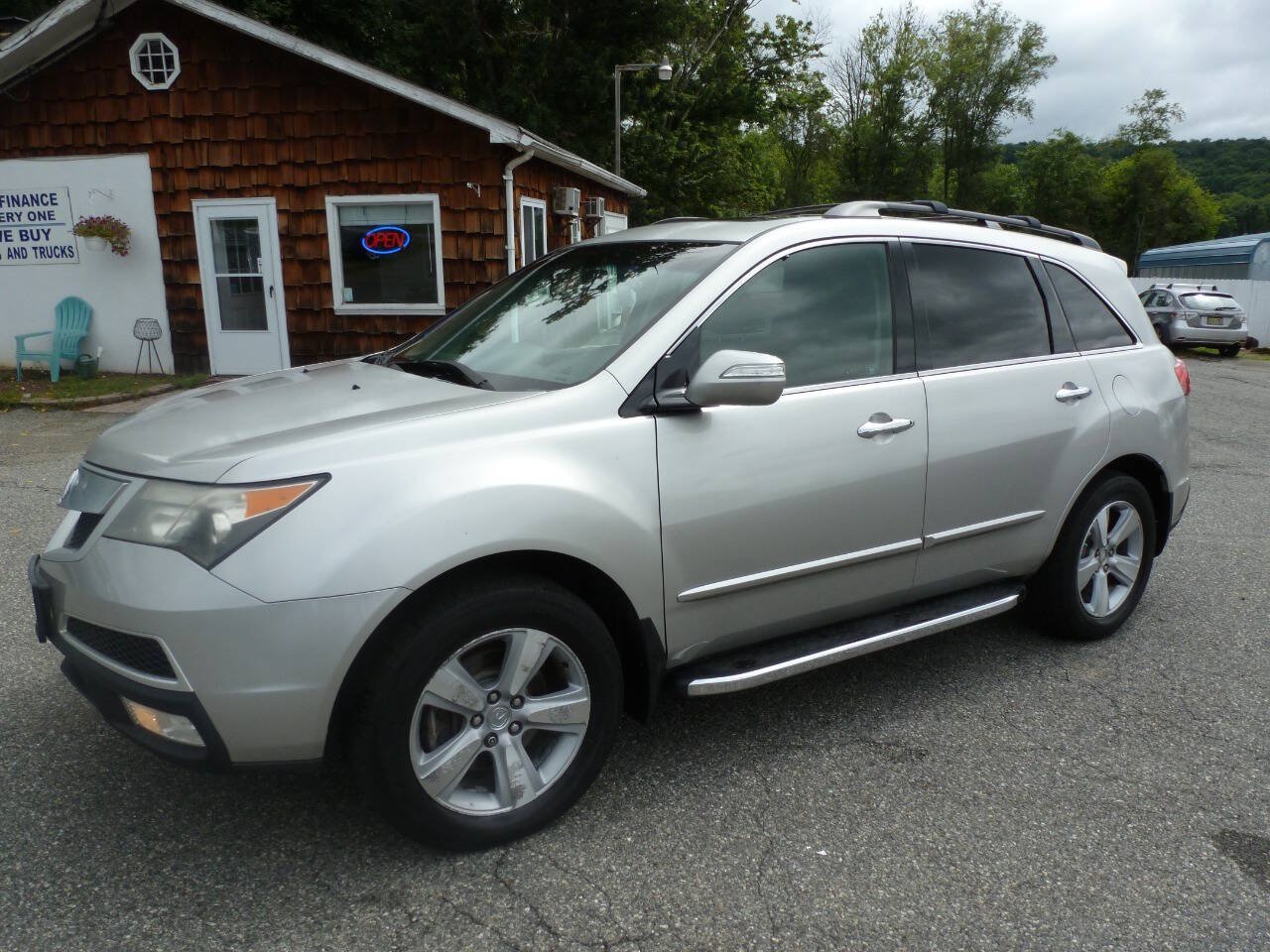Used 2011 Acura MDX w/ Technology & Entertainment