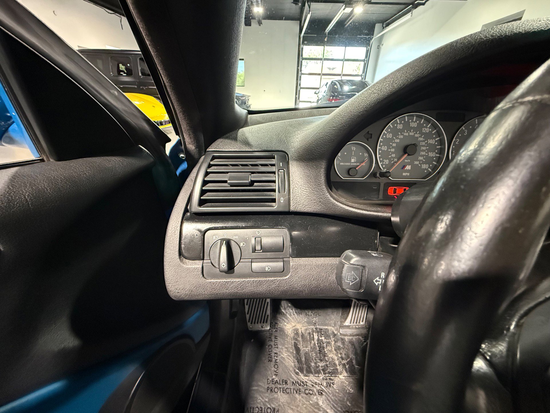 Used 2004 BMW M3 Convertible RWD image 32