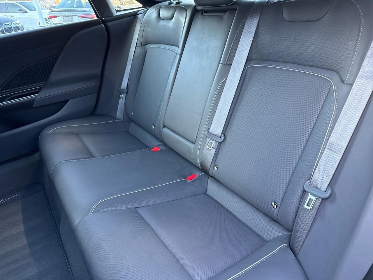 Used 2024 Lucid Air Touring image 19