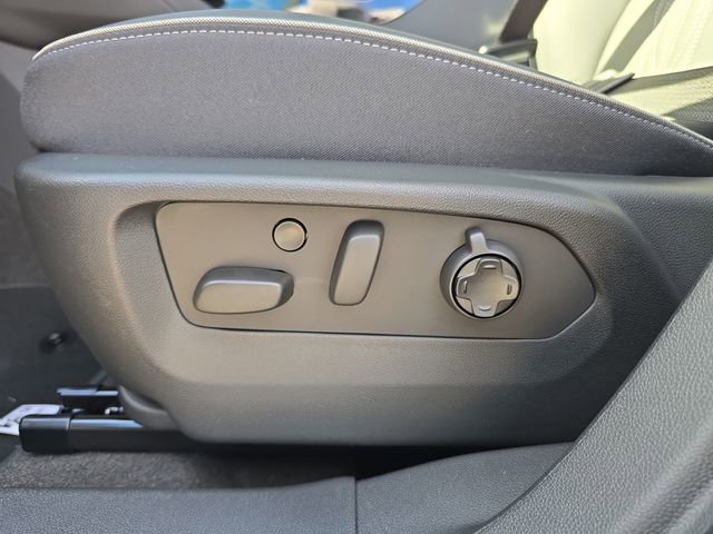 New 2026 Buick Envision Avenir image 18