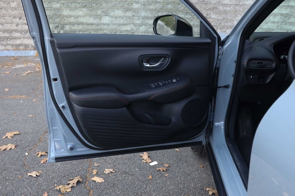 Used 2024 Honda HR-V Sport image 22