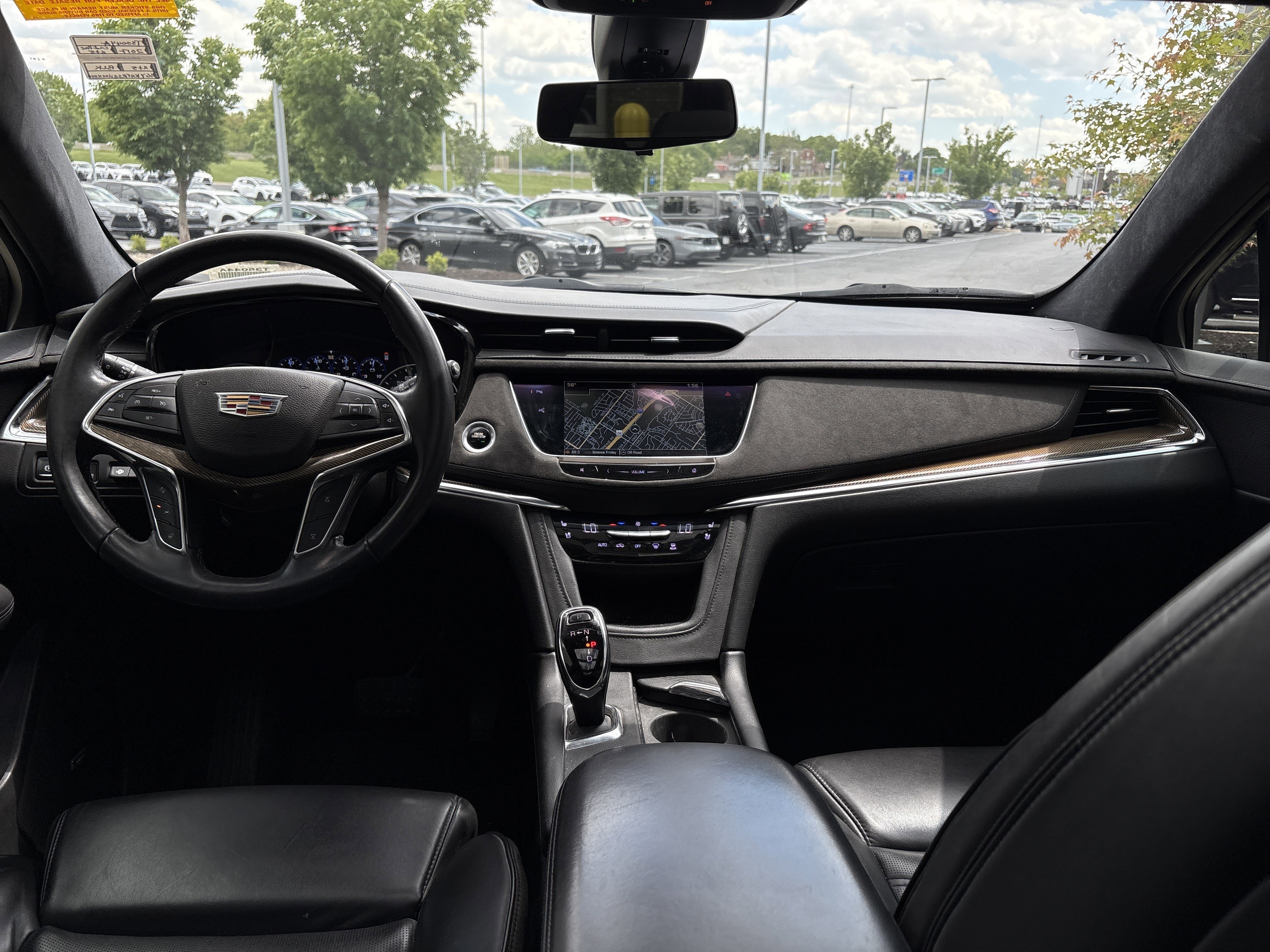Used 2017 Cadillac XT5 Platinum w/ Driver Assist Package AWD/4WD image 29