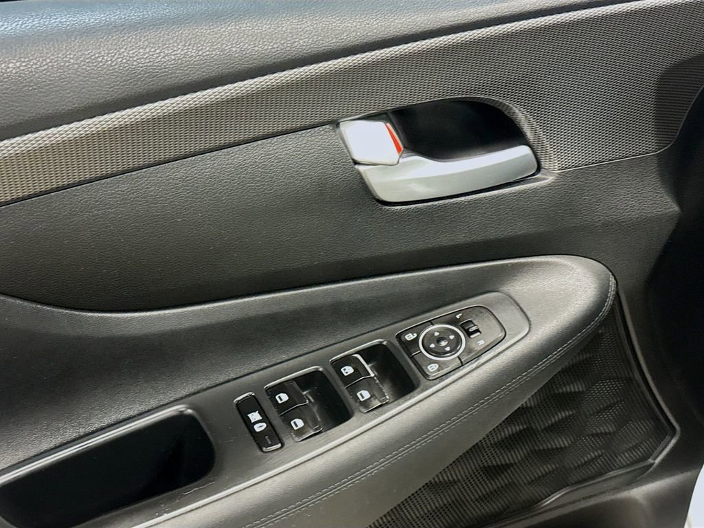 Used 2019 Hyundai Santa Fe SE AWD/4WD image 20