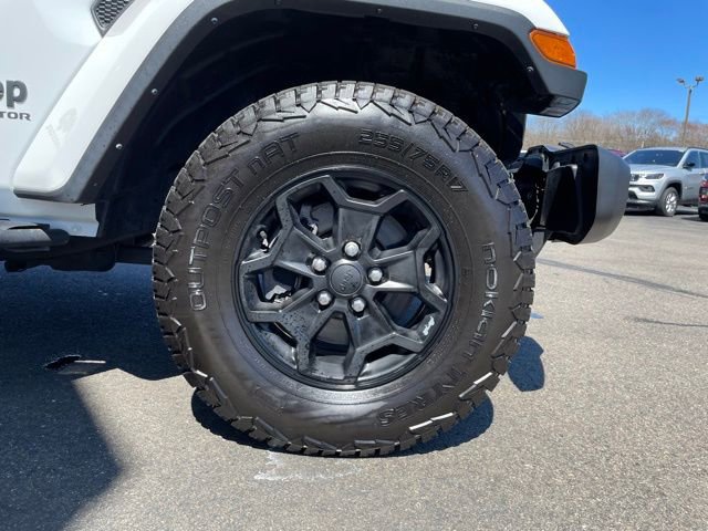 Used 2021 Jeep Gladiator Willys image 33