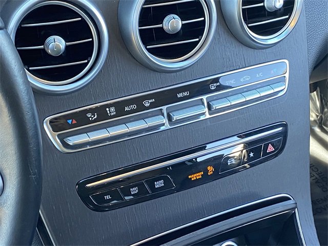 Used 2021 Mercedes-Benz GLC 300 4MATIC image 16