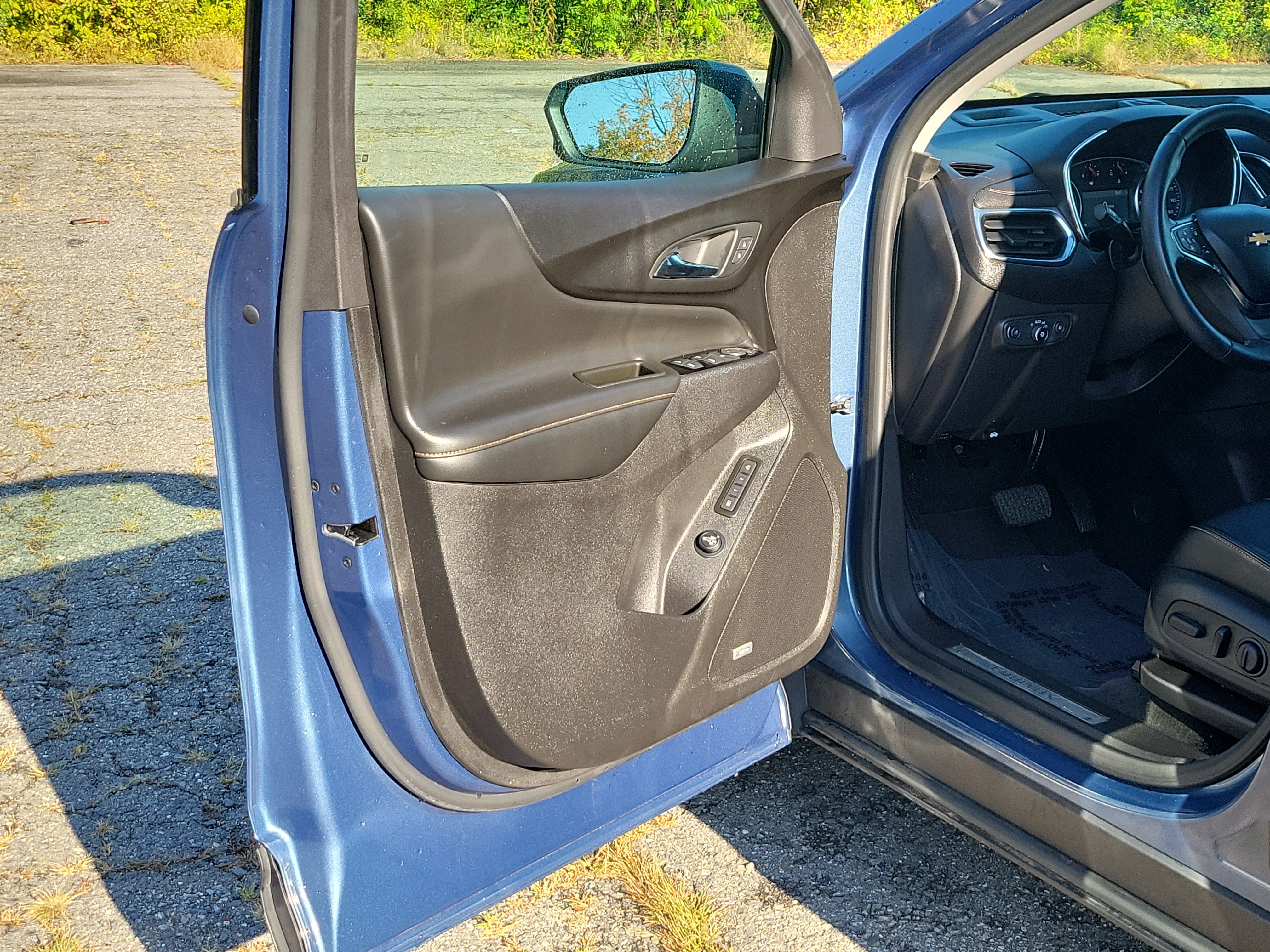 Used 2024 Chevrolet Equinox Premier AWD/4WD image 15
