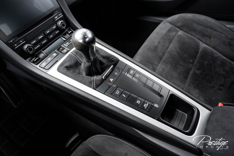 Used 2020 Porsche 718 Cayman GT4 image 31