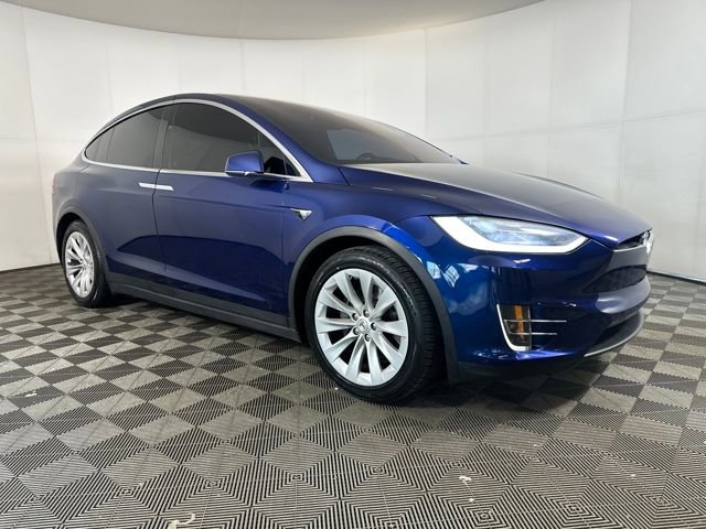 Used 2018 Tesla Model X 100D image 2