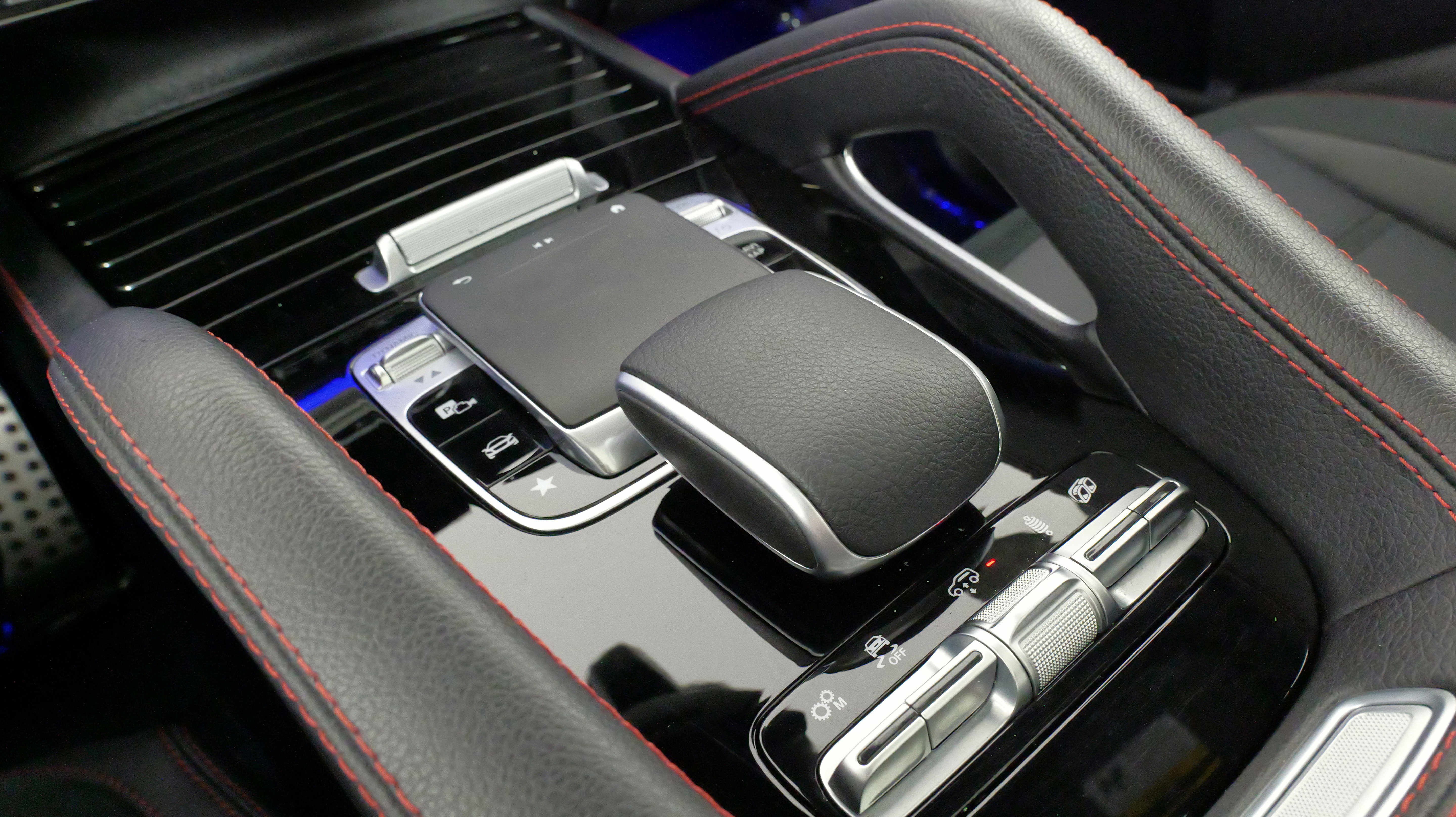 Used 2023 Mercedes-Benz GLE 53 AMG 4MATIC image 55