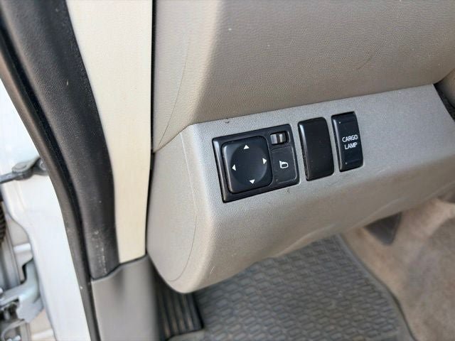 Used 2012 Nissan Frontier SV w/ SV Premium Utility Pkg AWD/4WD image 23