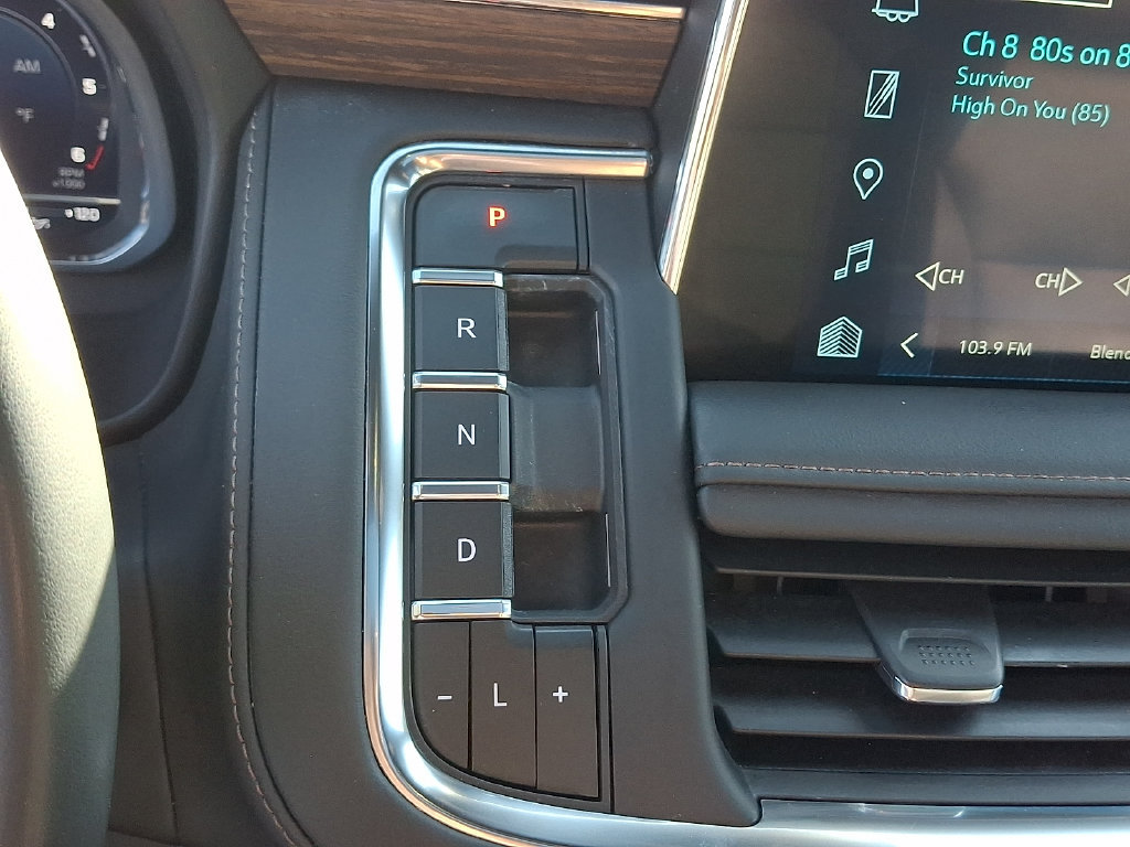 Used 2023 Chevrolet Tahoe High Country w/ LPO, Illumination Package AWD/4WD image 16
