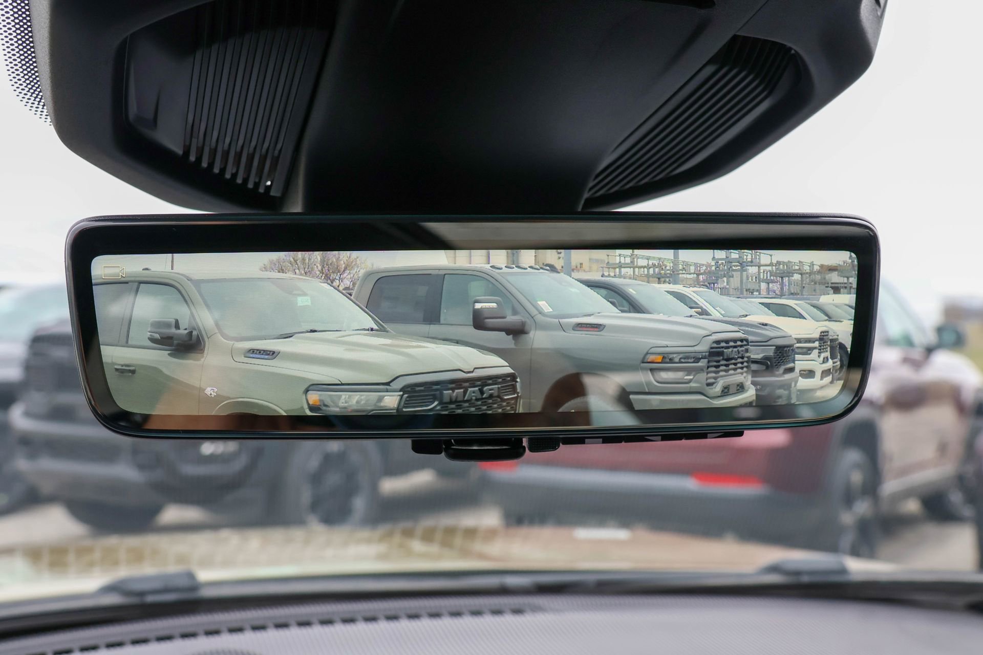 New 2026 Jeep Cherokee Overland w/ Advanced Pro Tech Group image 30