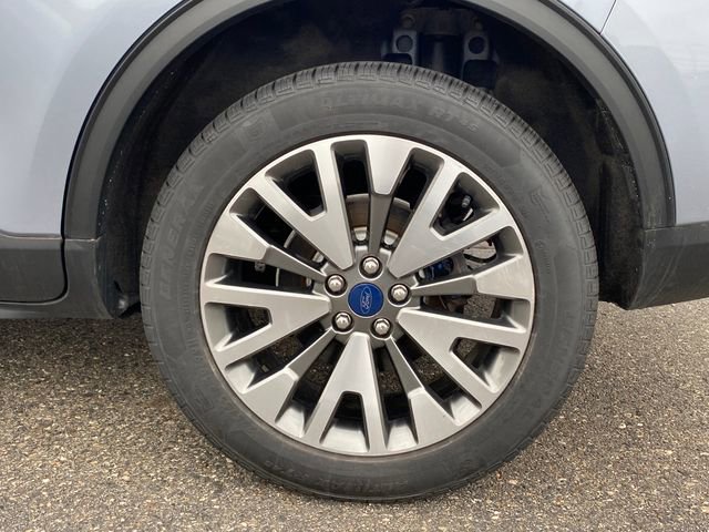Used 2022 Ford Escape Titanium image 21