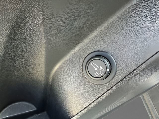 Used 2024 Chevrolet Equinox LT FWD image 40