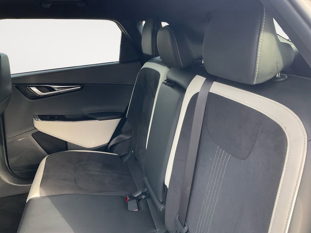 Used 2022 Kia EV6 GT-Line w/ GT-Line Suede Seat Package image 29