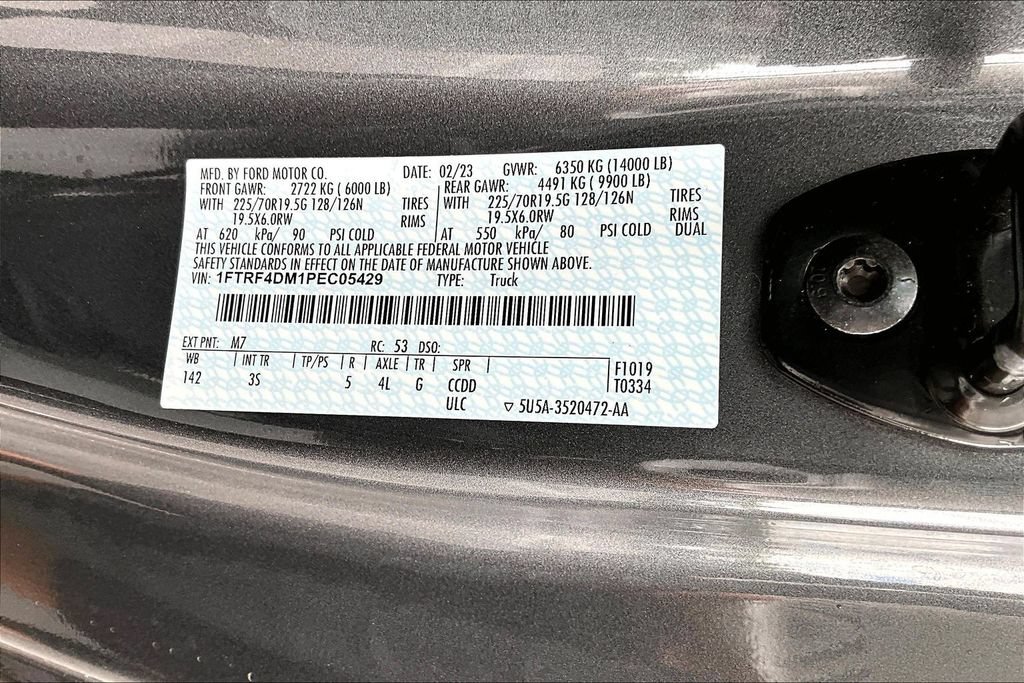 Used 2023 Ford F450 XL w/ 360-Degree Camera Package AWD/4WD image 3